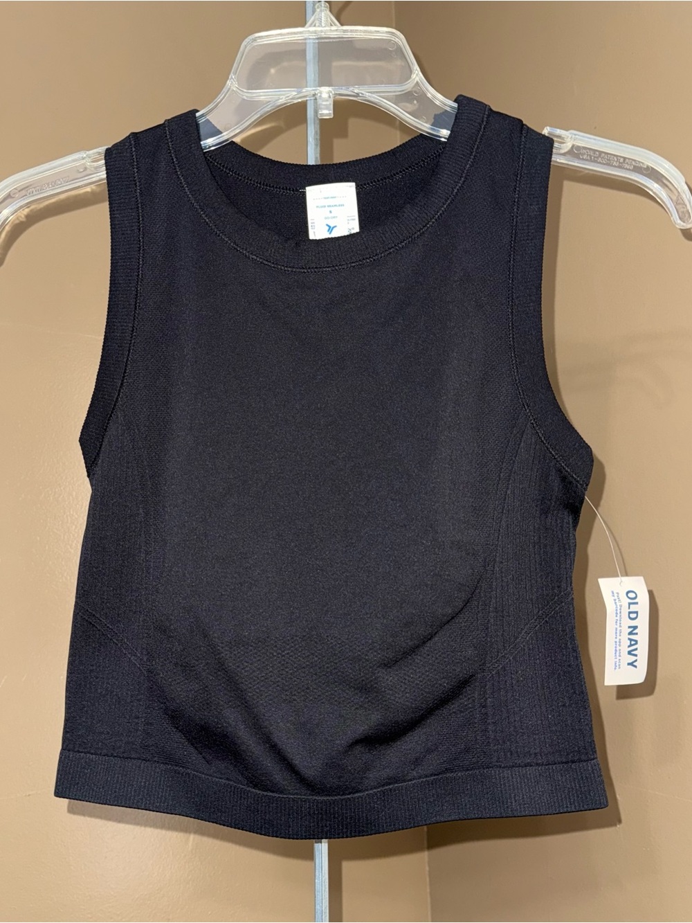 NWT OLD NAVY Women's Black Sleeveless Ribbed Tank Top. Size Small.
